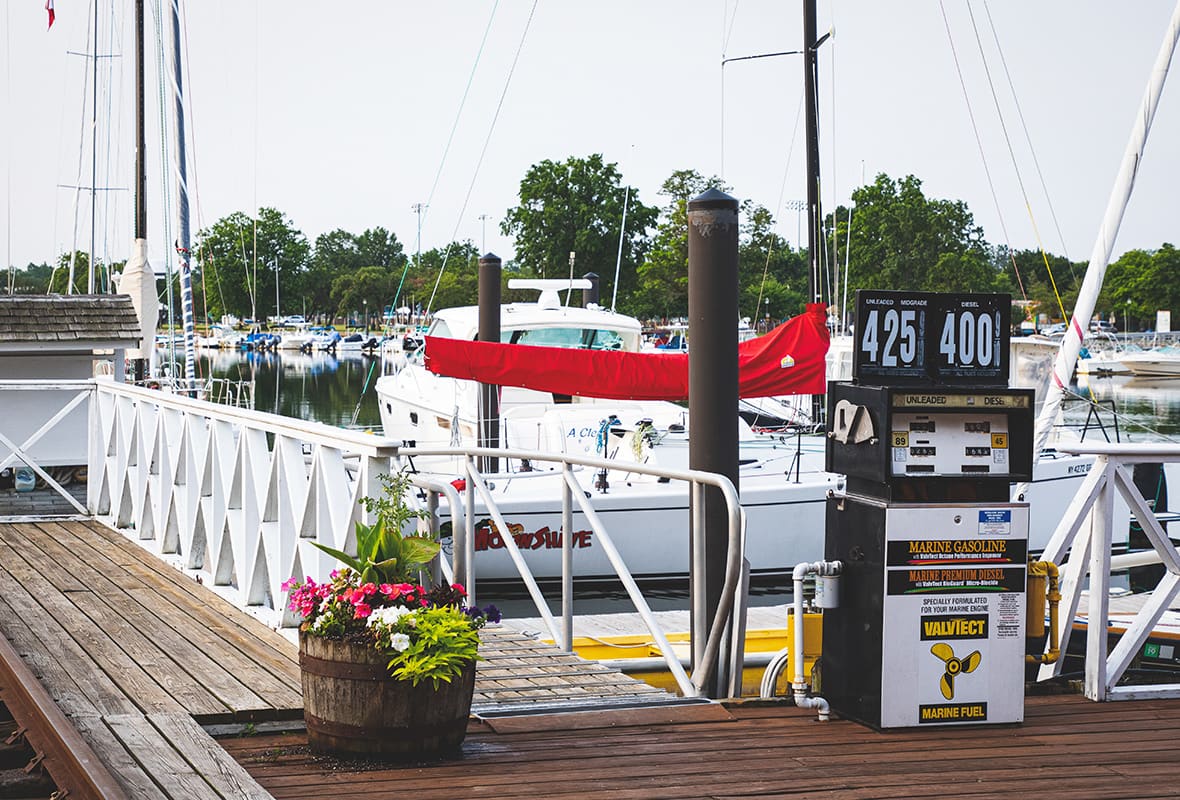 Fuel dock