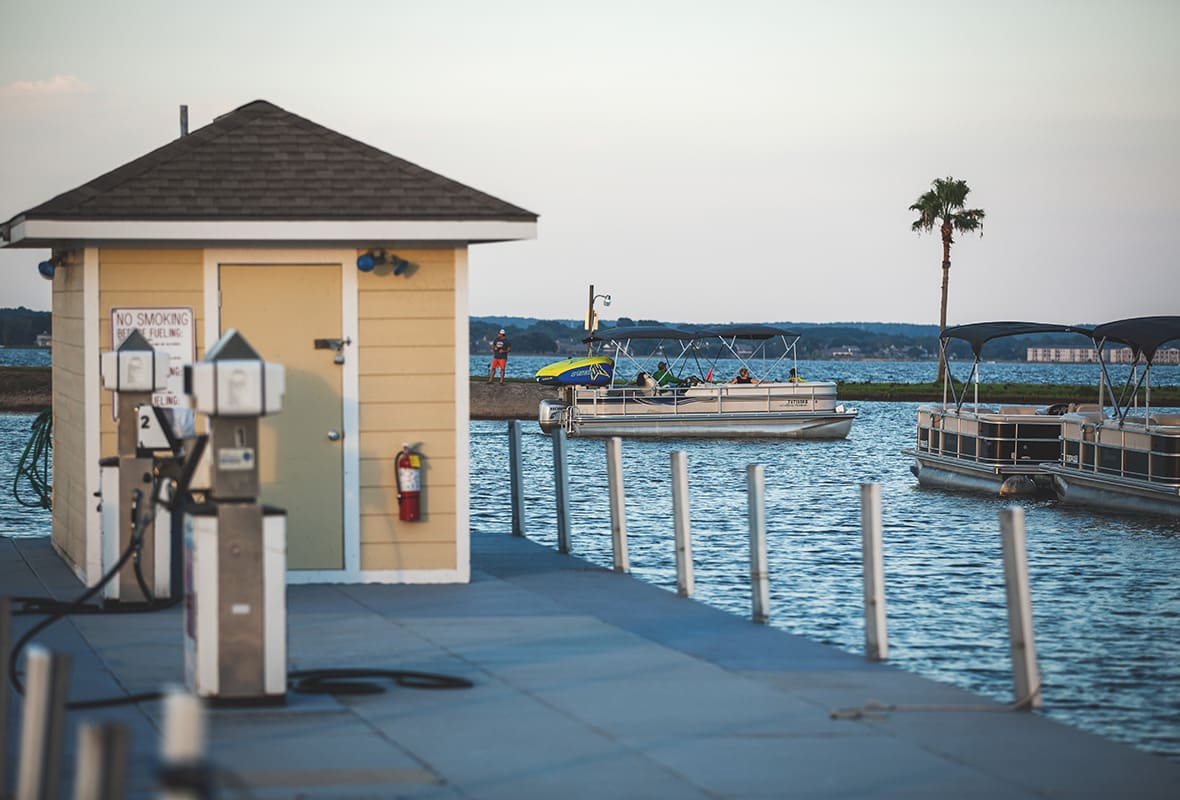 Fuel dock