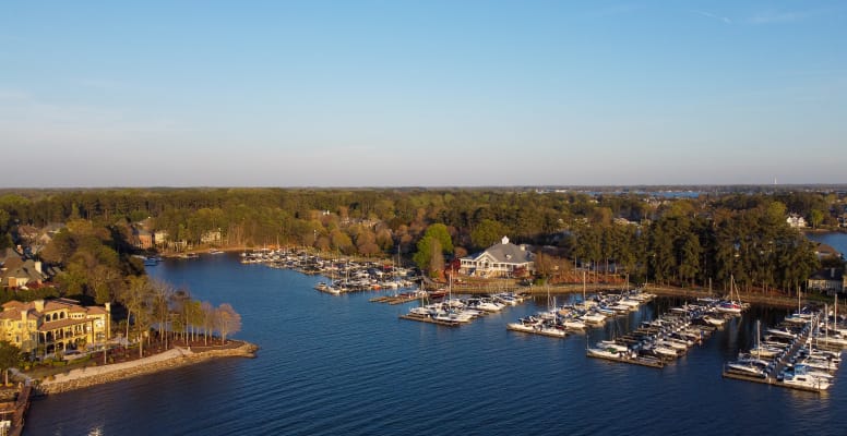 Safe Harbor Peninsula Yacht Club