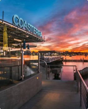 Panneau Coasterra avec un coucher de soleil