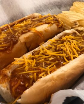 hotdog and chips