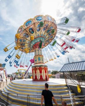 amusement swing ride