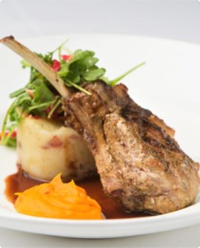 plat à base de viande et de pommes de terre